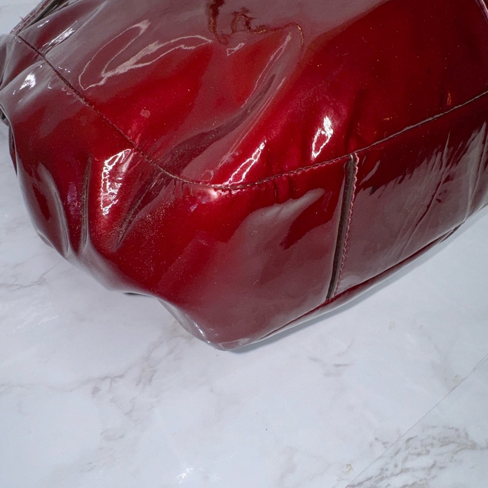 COACH CHELSEA Wine Red Patent Leather Ashley Hobo Shoulder Bag Purse #17861 EUC - Picture 9 of 17